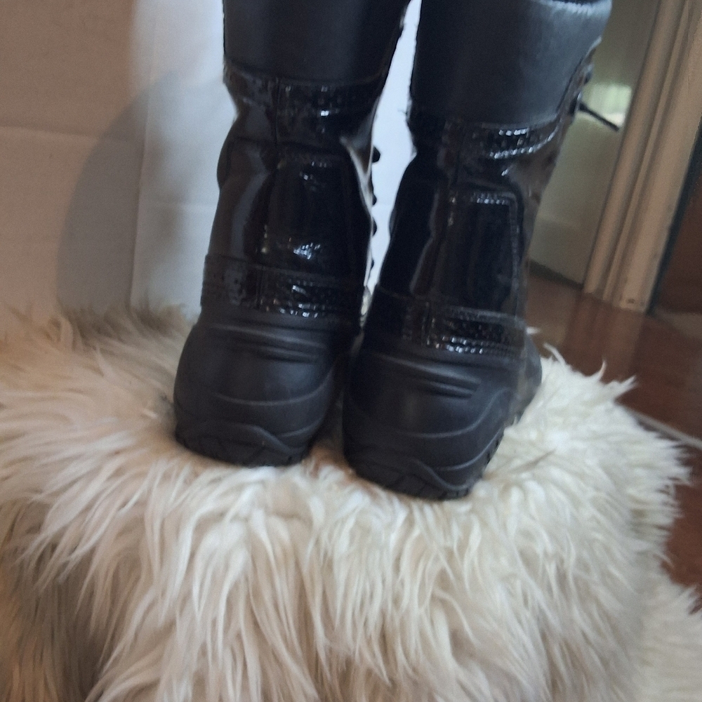 The North Face Waterproof Lace Faux Fur Lined Boots 7.5 - Picture 13 of 14